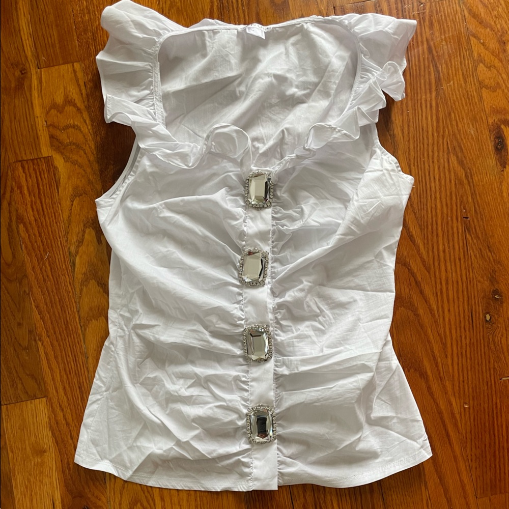 Venus jeweled snap tank top size 10